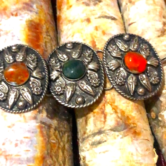 VINTAGE METAL CONCHE STONE BRACELET - Picture 2 of 7